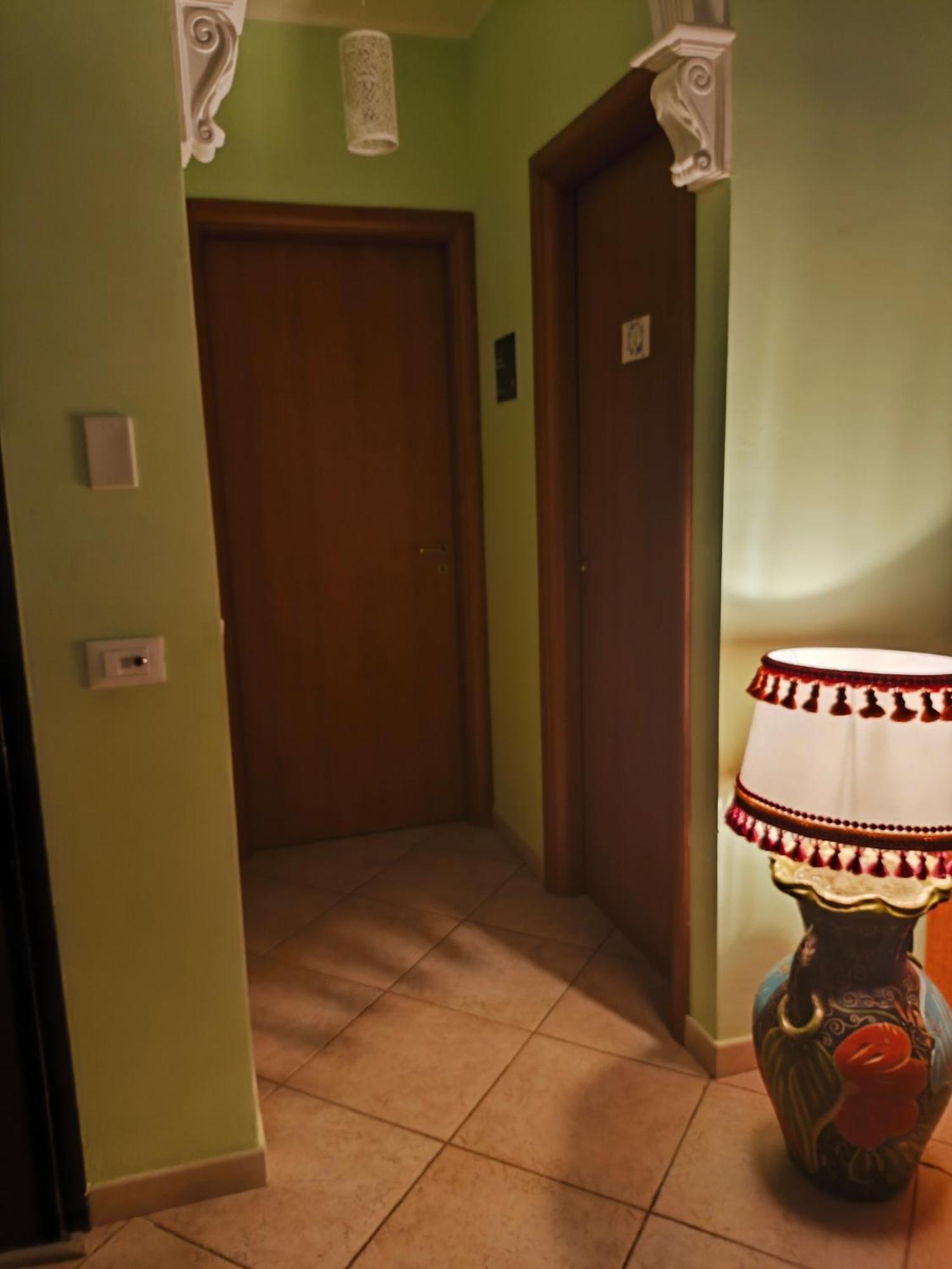 Rainbow Apartment Scordia Extérieur photo